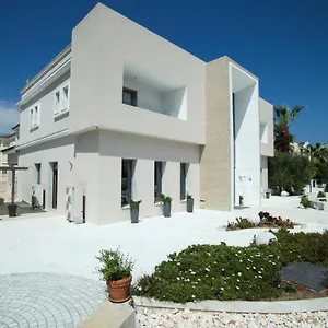Hotel apartamentowy Naias, Hanioti